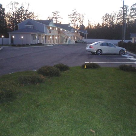 Village Inn & Suites - Smithville ภายนอก รูปภาพ