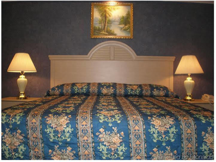 Village Inn & Suites - Smithville ภายนอก รูปภาพ