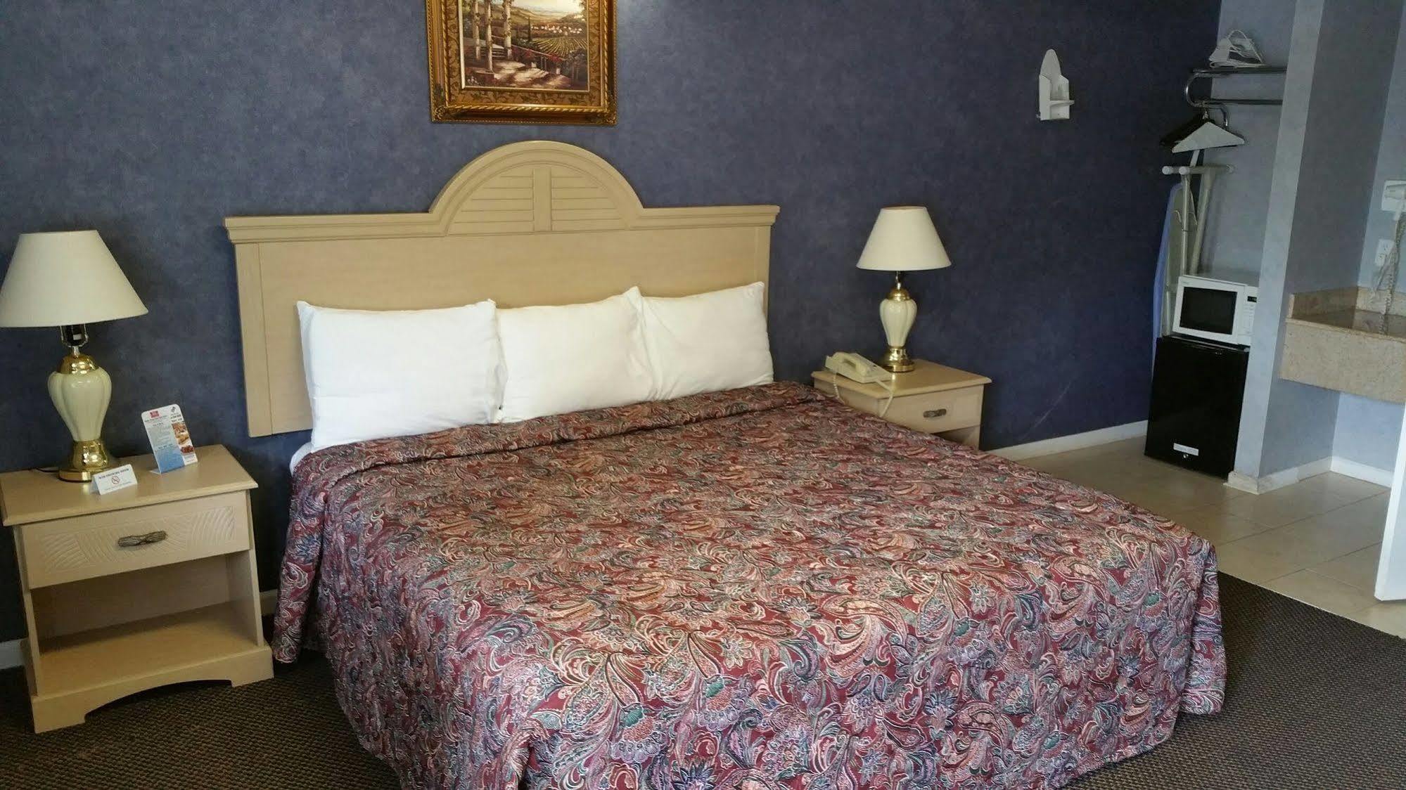 Village Inn & Suites - Smithville ภายนอก รูปภาพ
