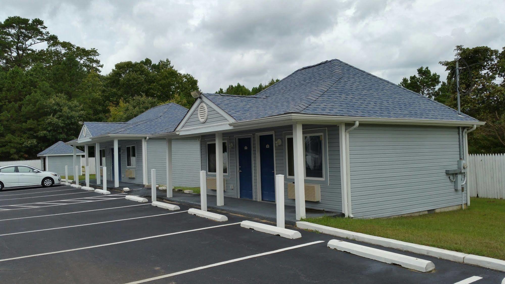 Village Inn & Suites - Smithville ภายนอก รูปภาพ